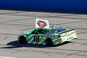 Race Winner Kyle Busch, Joe Gibbs Racing, Toyota Camry Interstate Batteries