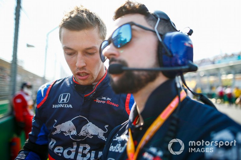 Даниил Квят, Toro Rosso, на стартовой решетке