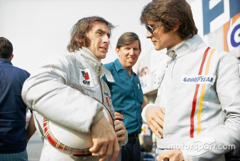 Jackie Stewart en compagnie de son coéquipier, Francois Cevert, et de Ken Tyrrell.