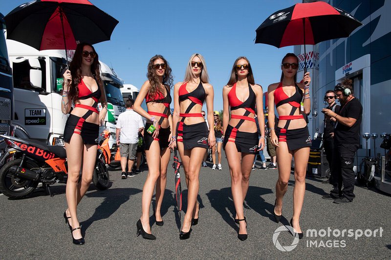 Chicas de la parrilla