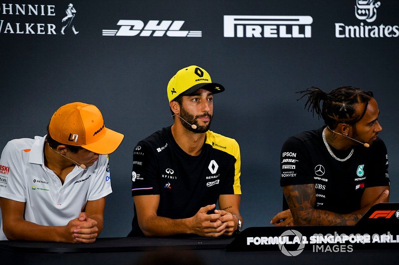 Lando Norris, Daniel Ricciardo e Lewis Hamilton