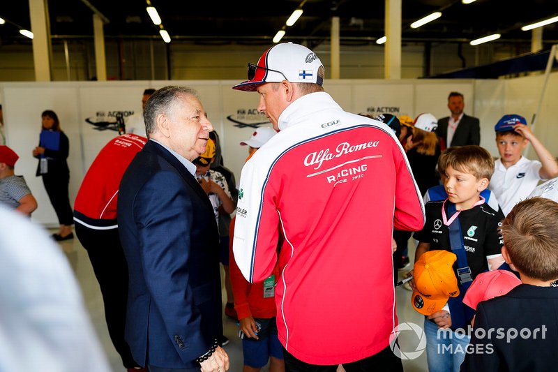 Jean Todt, President, FIA, with Kimi Raikkonen, Alfa Romeo Racing
