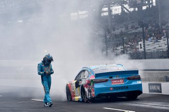 Kyle Busch, Joe Gibbs Racing, Toyota Camry M&M's