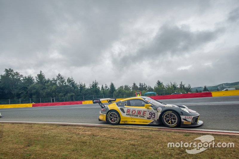 #99 ROWE Racing Porsche 911 GT3 R: Dennis Olsen, Dirk Werner, Matt Campbell