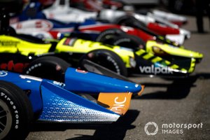 Felix Rosenqvist, Chip Ganassi Racing Honda, Sebastien Bourdais, Dale Coyne Racing with Vasser-Sullivan Honda