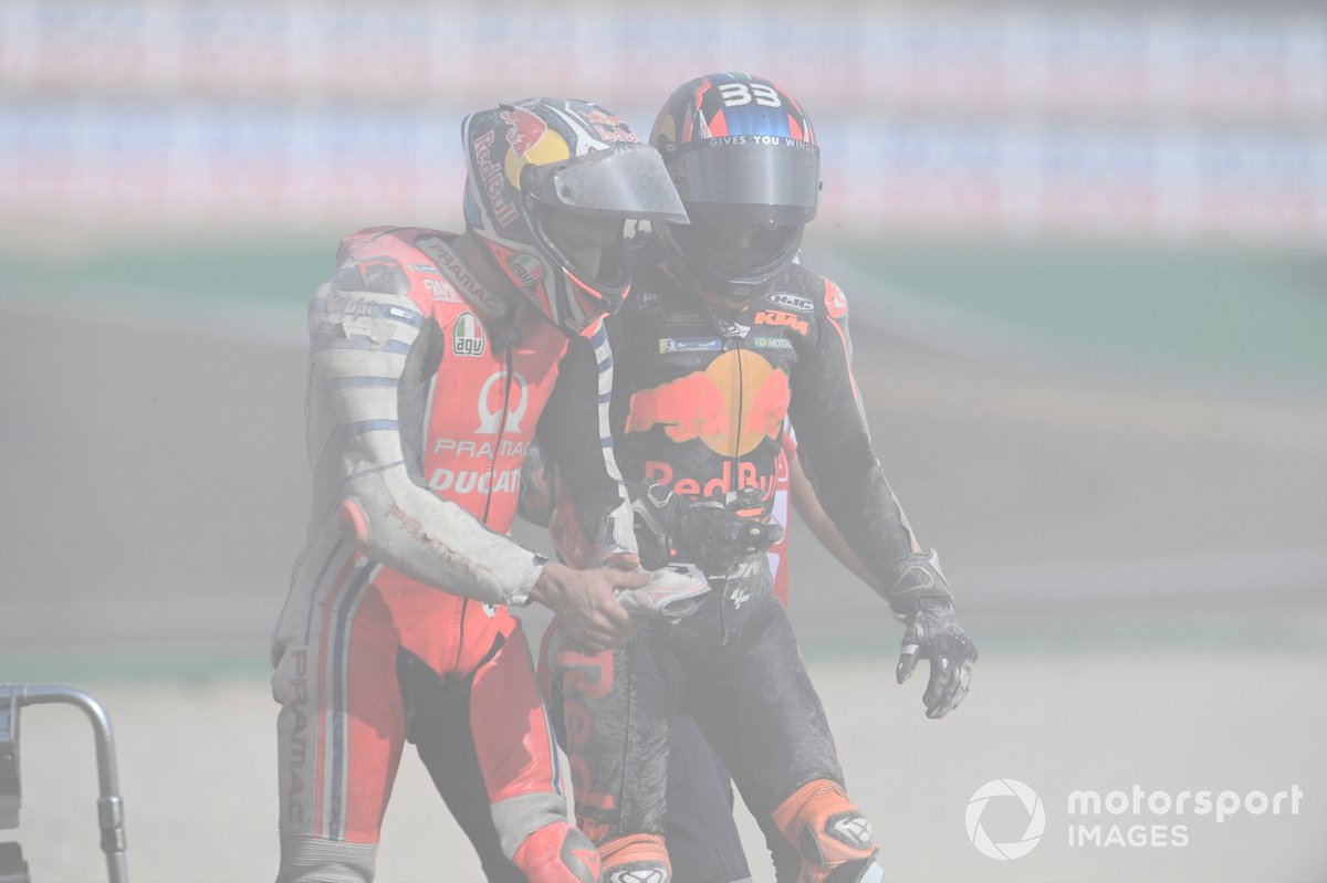 Caída de Jack Miller, Pramac Racing y Brad Binder, Red Bull KTM Factory Racing