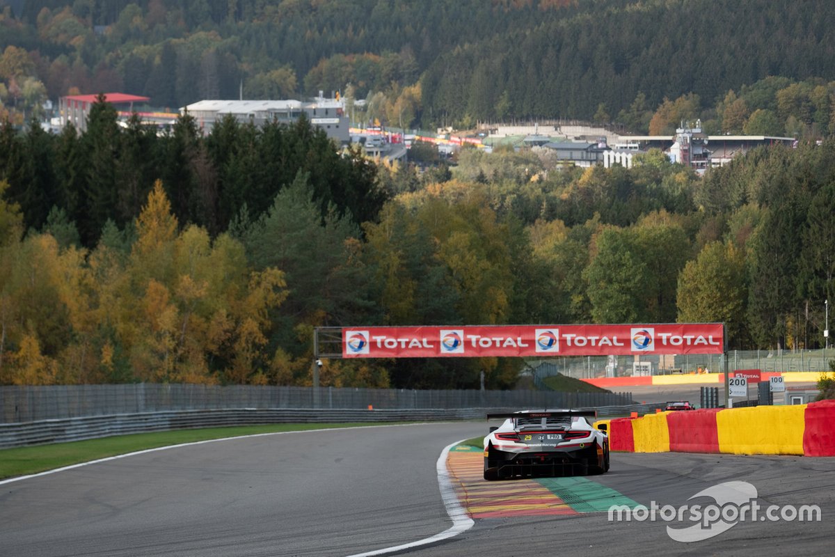 #29 Team Honda Racing Honda Acura NSX GT3: Dane Cameron, Mario Farnbacher, Renger van der Zande