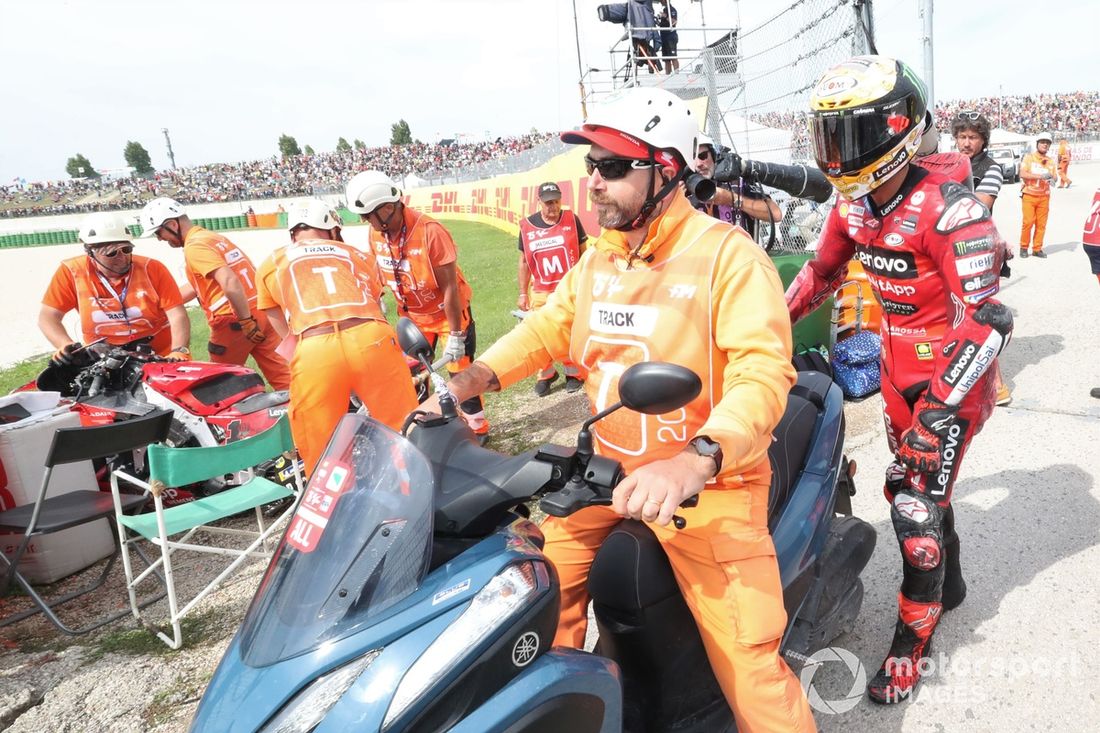 Francesco Bagnaia, caída del equipo Ducati