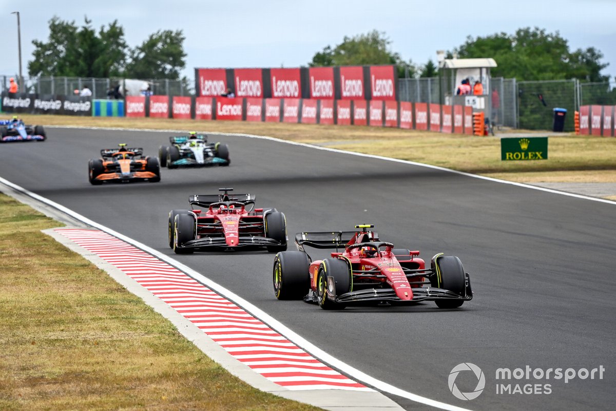 Carlos Sainz, Ferrari F1-75, Charles Leclerc, Lando Norris, McLaren MCL36