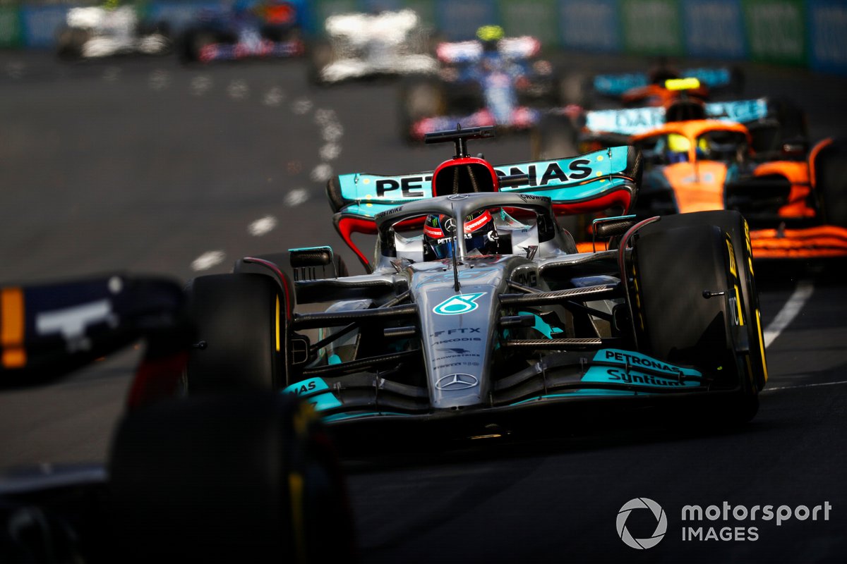 George Russell, Mercedes W13, Lando Norris, McLaren MCL36