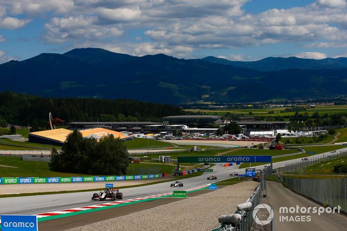 Kevin Magnussen, Haas VF-20 