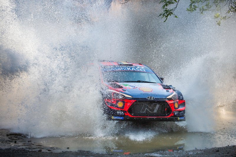 Thierry Neuville, Nicolas Gilsoul, Hyundai Motorsport Hyundai i20 Coupe WRC