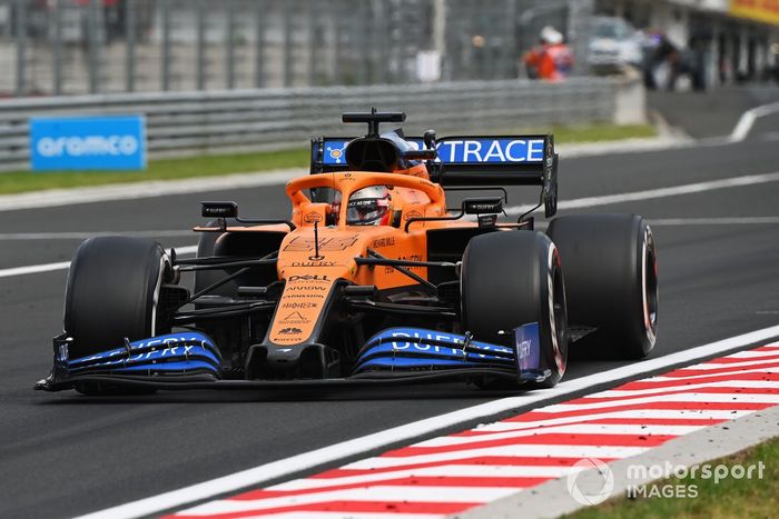 Carlos Sainz Jr., McLaren MCL35