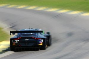 #27 Heart of Racing Team Aston Martin Vantage GT3 Evo: Tom Gamble, Casper Stevenson