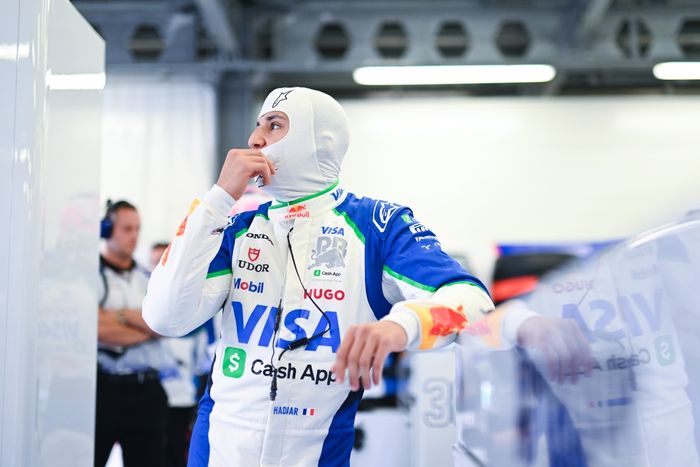 Isack Hadjar, Equipo Racing Bulls