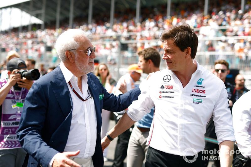 Lawrence Stroll, Propietario, Aston Martin F1 Team, Toto Wolff, Director de Equipo y CEO, Mercedes-AMG F1 Team 