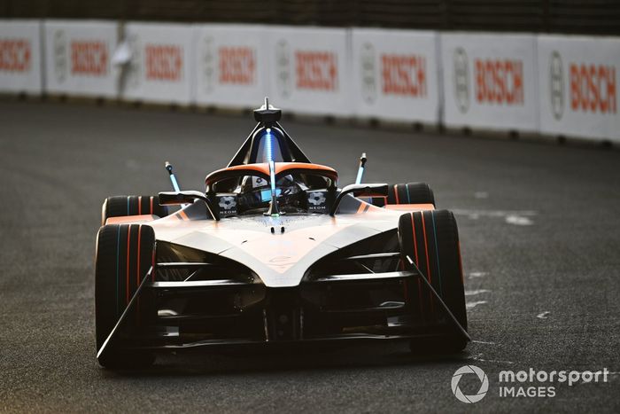 Sam Bird, equipo NEOM McLaren de Fórmula E, e-4ORCE 04