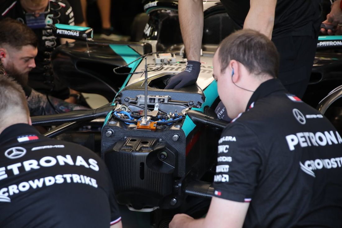 Mercedes F1 W15 detalle frontal
