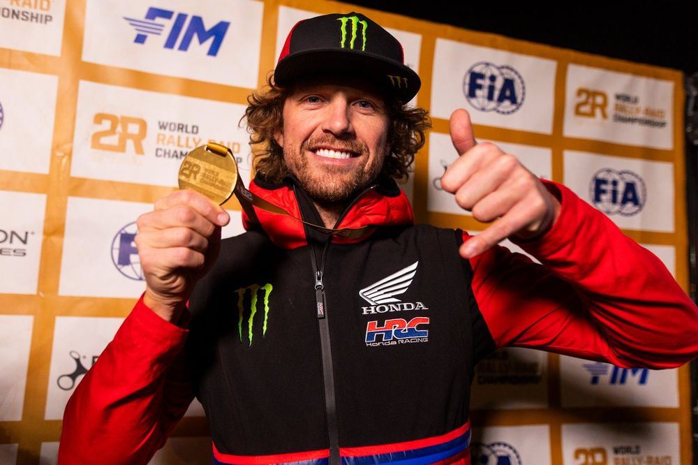 #42 Monster Energy Honda: Adrien van Beveren