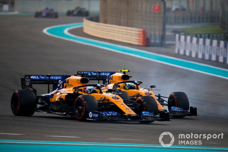 Carlos Sainz Jr., McLaren MCL34, Lando Norris, McLaren MCL34
