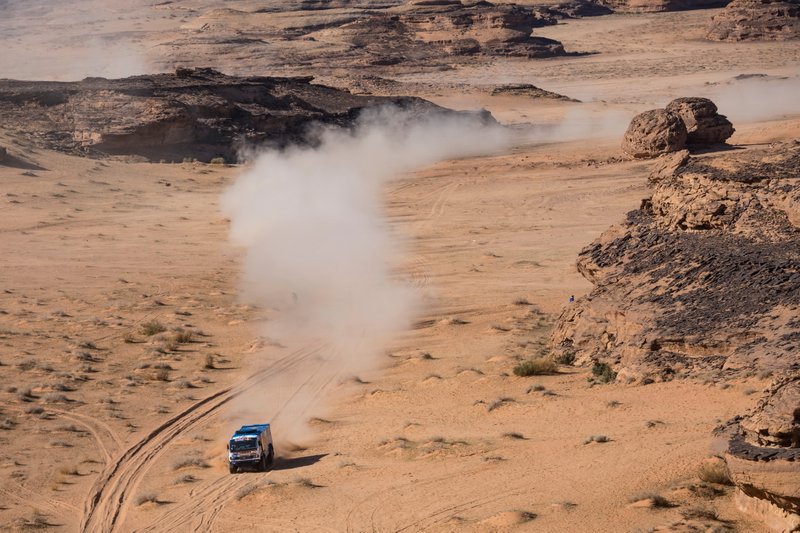 #511 Team KAMAZ Master: Andrey Karginov, Andrey Mokeev, Igor Leonov