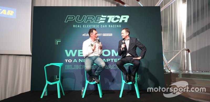 François Ribeiro, Capo di Eurosport Events, e Mike Rytokoski, Vice Presidente e responsabile marketing di Goodyear Consumer Europe
