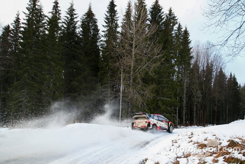 Sébastien Ogier, Julien Ingrassia, Toyota Gazoo Racing WRT Toyota Yaris WRC