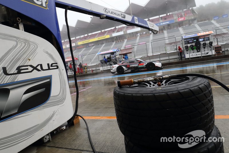 Neumático Hankook húmedo