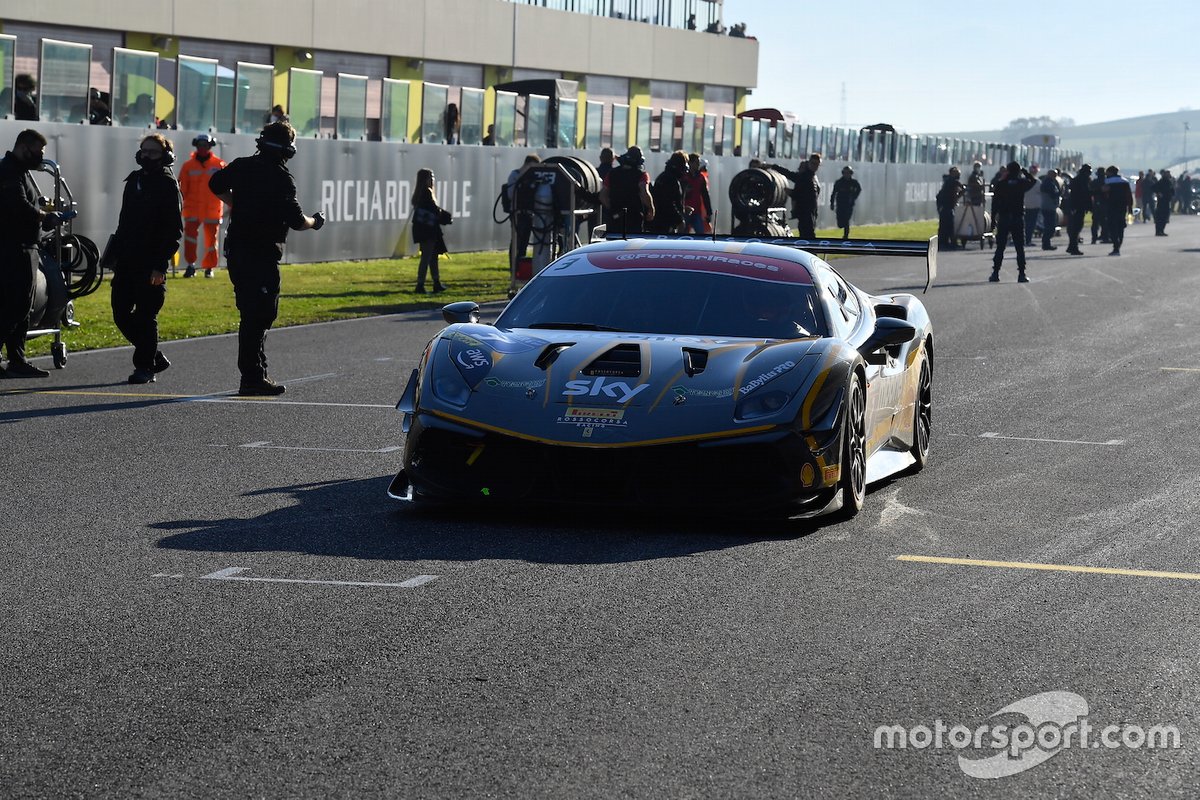 #3, Niccolò Schirò, Rossocorsa e #83, Michelle Gatting, Scuderia Niki - Iron Lynx