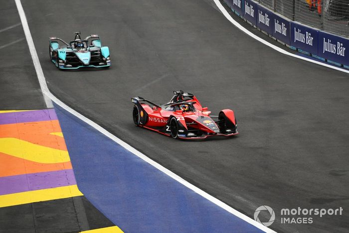 Sebastien Buemi, Nissan e.Dams, Nissan IM03, Sam Bird, Jaguar Racing, Jaguar I-TYPE 5, Jake Dennis, Andretti Motorsport, BMW iFE.21