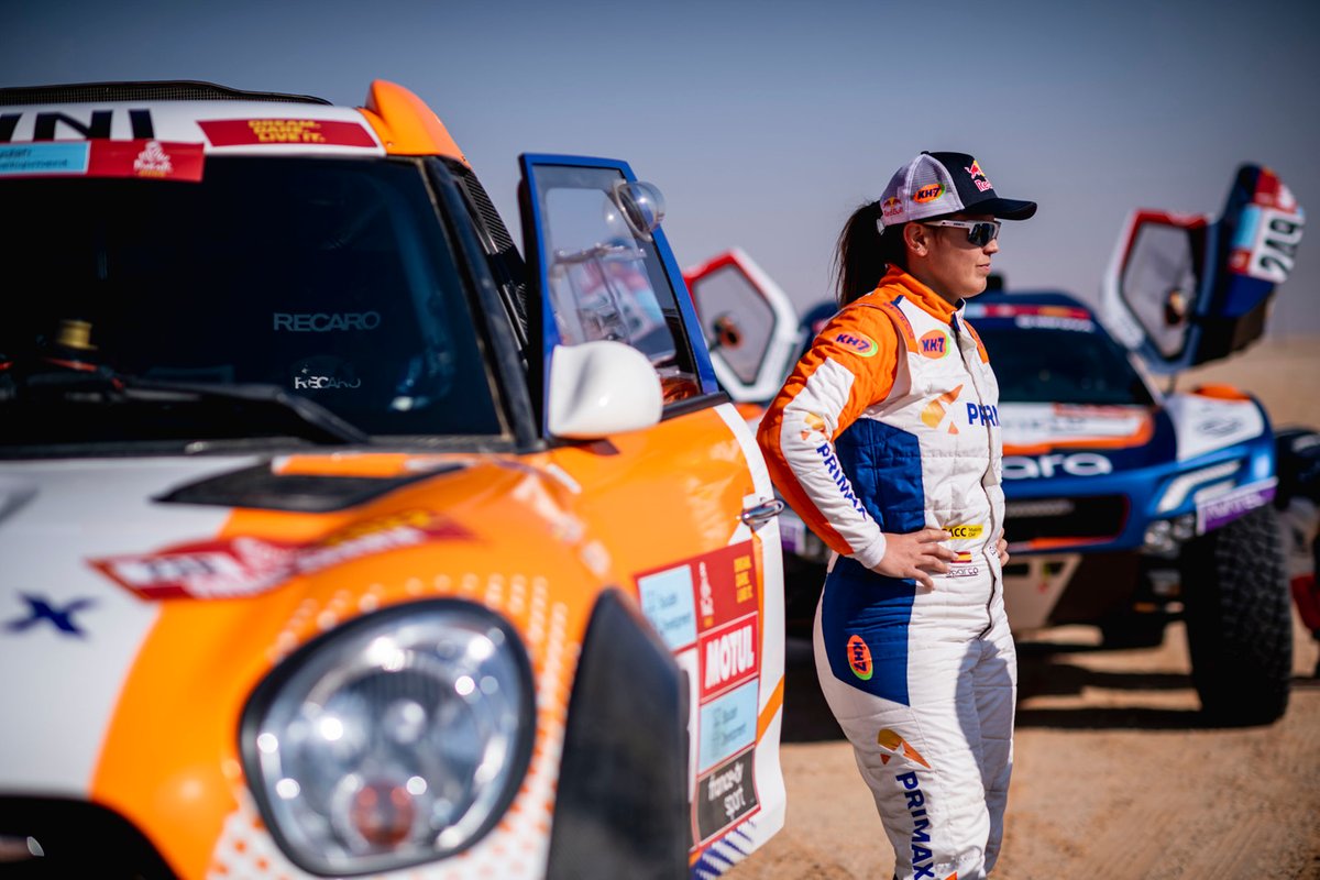 #238 X-Raid Mini John Cooper Works Rally Mini: Laia Sanz