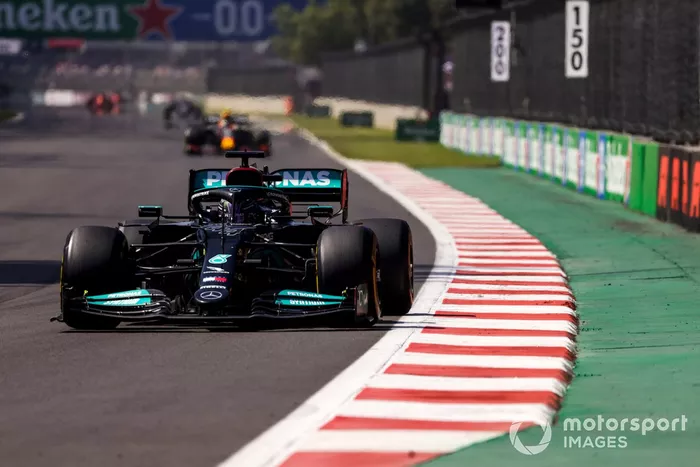 Lewis Hamilton, Mercedes W12