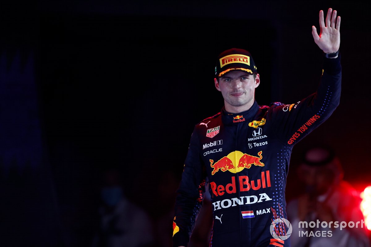 Max Verstappen, Red Bull Racing, 2a posizione, arriva sul podio
