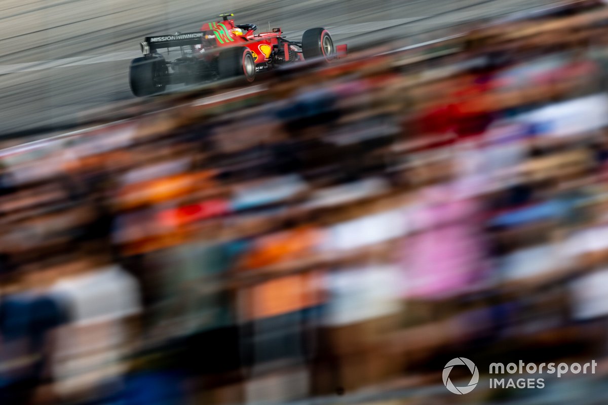 Carlos Sainz Jr., Ferrari SF21