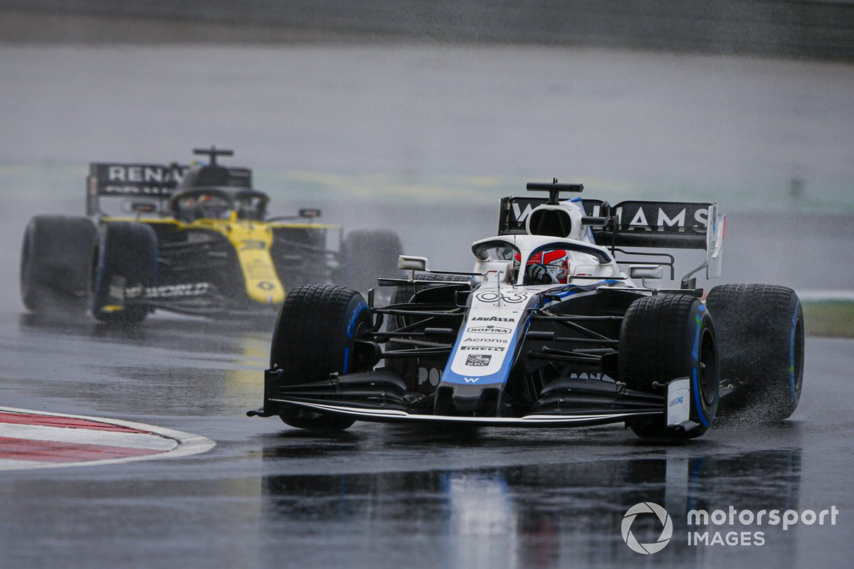 George Russell, Williams FW43, Daniel Ricciardo, Renault F1 Team R.S.20