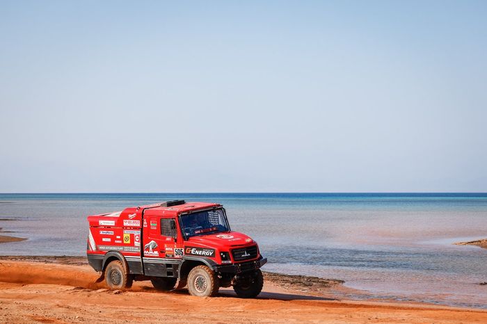 #505 Maz-Sportauto: Aliaksei Vishneuski, Maksim Novikau, Siarhei Sachuk