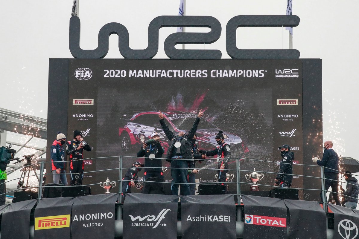 Podio: Hyundai Motorsport campeón de constructores