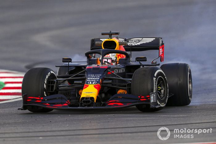 Trompo de Max Verstappen, Red Bull Racing RB16