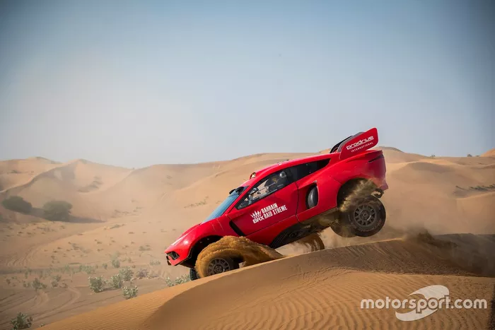 Decoración del Bahrain Raid Xtreme T1 Hunter