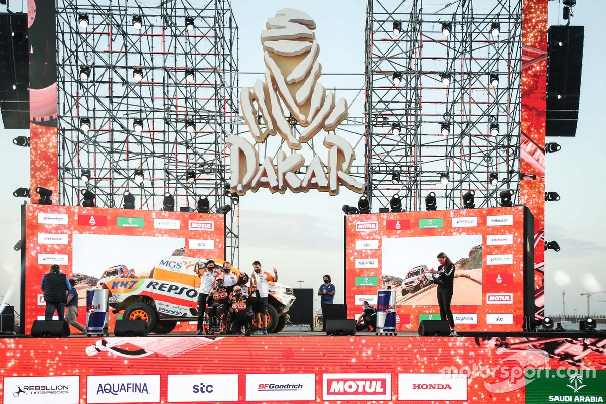 #327 Repsol Rally Team Toyota: Pujol Isidre Esteve, Txema Villalobos