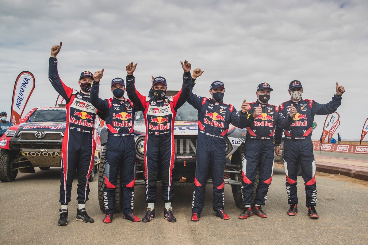 #302 X-Raid Mini JCW Team: Stéphane Peterhansel, #300 X-Raid Mini JCW Team: Carlos Sainz, #301 Toyota Gazoo Racing: Nasser Al-Attiyah