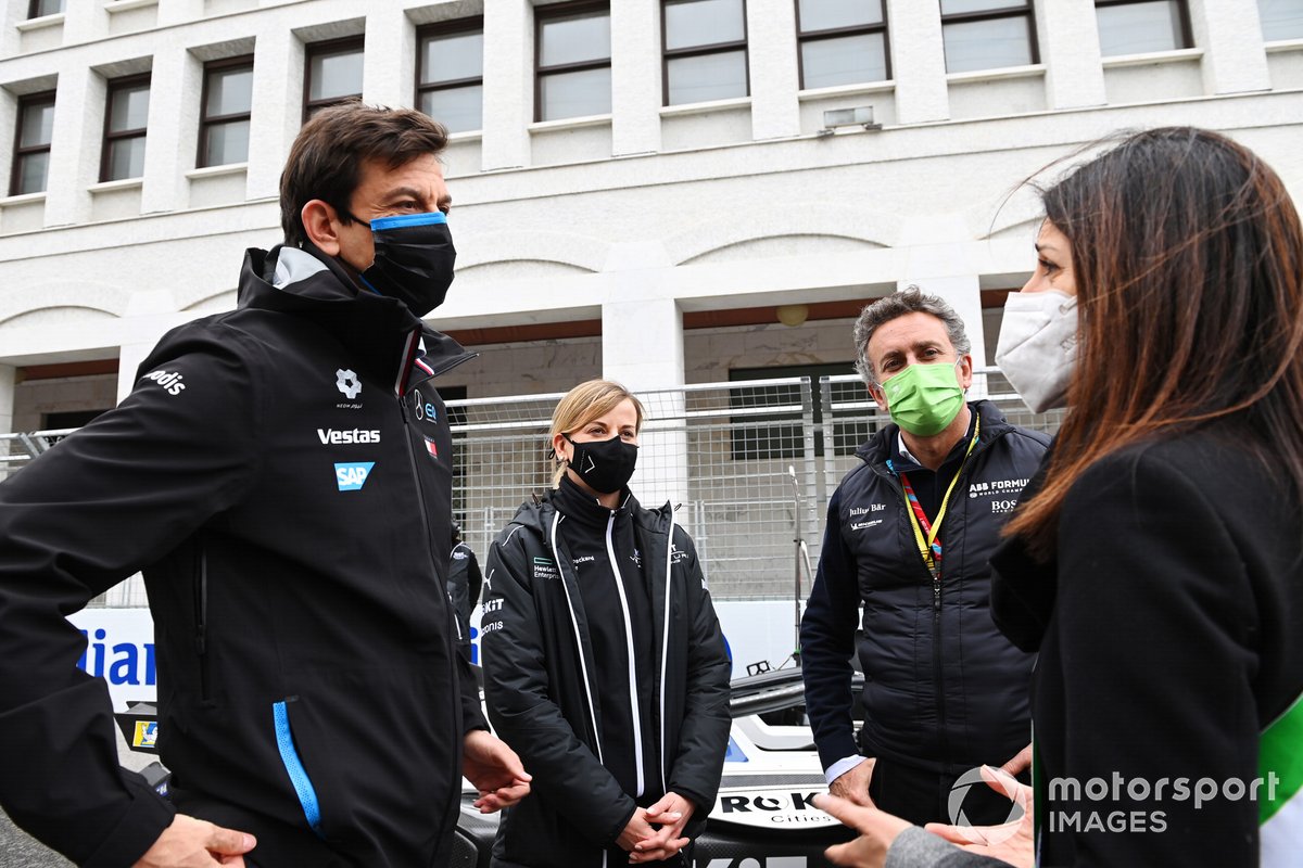 Alcaldesa de Roma Virginia Raggi, Toto Wolff, Team Principal, CEO, Mercedes AMG, Susie Wolff, Team Principal, Venturi, Alejandro Agag, presidente de la Formula E
