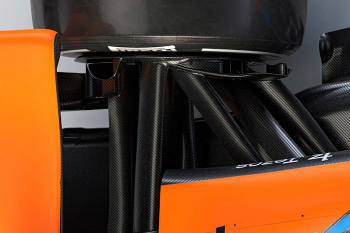 McLaren MCL60, detail rear suspension