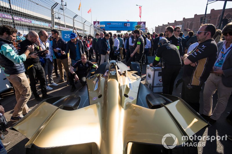 The car of Jean-Eric Vergne, DS TECHEETAH, DS E-Tense FE19, on the grid