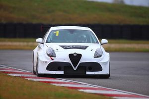 Franco Nugnes, direttore di Motorsport.com Italia, Alfa Romeo Giulietta TCR