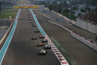 Sergey Sirotkin, Williams FW41 and Lance Stroll, Williams FW41