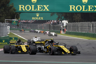 Carlos Sainz Jr., Renault Sport F1 Team R.S. 18 Nico Hulkenberg, Renault Sport F1 Team R.S. 18