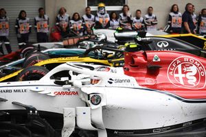 Charles Leclerc, Alfa Romeo Sauber C37 in Parc Ferme 