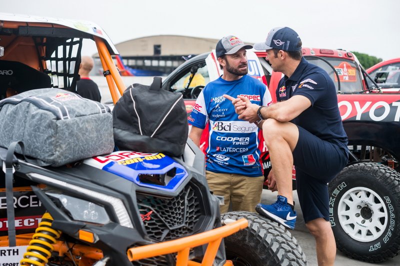 #360 Can-Am: Francisco Lopez Contardo, #308 X-Raid Mini JCW Team: Cyril Despres