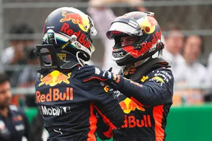 Le poleman Daniel Ricciardo, Red Bull Racing, le deuxième, Max Verstappen, Red Bull Racing